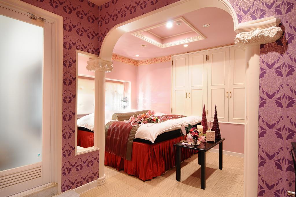Hotel Blanc Chapel Christmas Sakai (Adults Only) Room photo